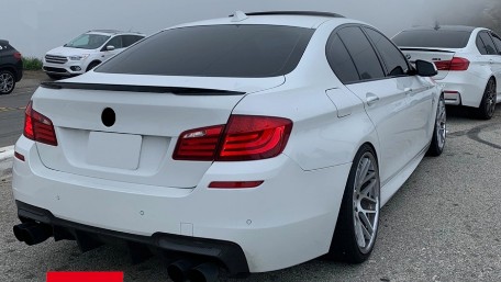 Lip bunkera M-Performance dizajn (piano crna) / BMW serije 5 F10 (2010-2017), 39961SET