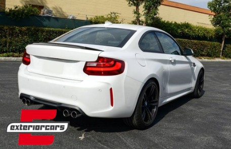Lip bunkera M2 dizajn (piano crna) / BMW serije 2 F22 F87 M2 Coupe (2012-2021), 39826SET