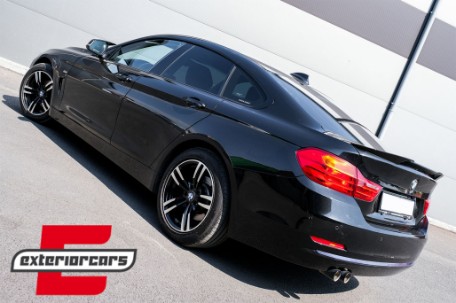 Lip bunkera M4 CS dizajn (piano crna) / BMW serije 4 Gran Coupe F36 (2014-2019), 5111153-3