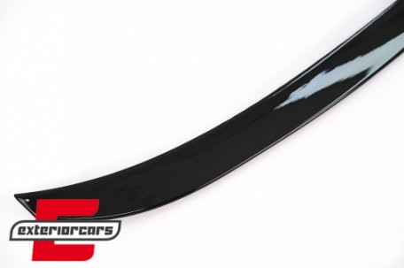 Lip bunkera M5 dizajn (piano crna) / BMW serije 5 G30 limuzina (2017-2023), GCP-05308501