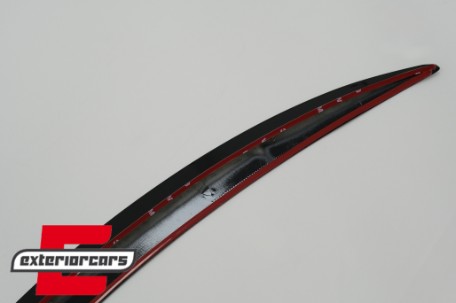 Lip bunkera (piano crna) / Tesla Model Y (2020-), TSTSLMY