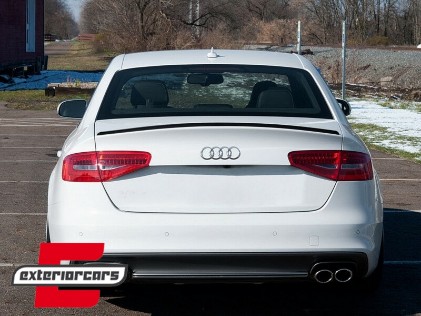 Lip bunkera S4 dizajn (mat crna) / AUDI A4 B8 limuzina (2008-2015), TSAUA4B8