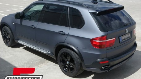 Lukovi kotača M-dizajn & 32 komada plastičnih spojnica / BMW X5 E70 (2007-2013), COWABME70CLIPS