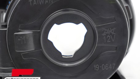 Maglenka (desna strana) / Audi A4 B8 A6 C6.5 Q5 (2007-2011) Seat Exeo (2007-2017), 19-0647-01-9
