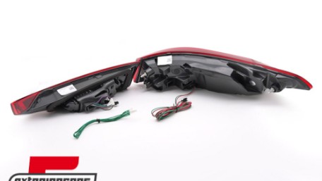 OLED full LED stražnja svjetla SEQ žmigavci (crvena) / BMW serije 4 G22 G23 (2020-), LDBML9