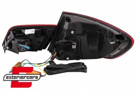 OLED stražnja svjetla SEQ žmigavci (crvena/kristal) / BMW serije 5 F10 (2011-2017), LDBMK5
