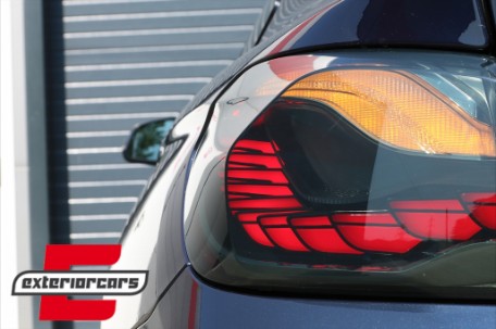 OLED stražnja svjetla SEQ žmigavci (smoke) / BMW serije 4 F32 F33 F36 M4 F82 F83 (2013-03.2019), LDBML8