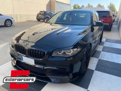 Poklopci retrovizora M-dizajn (piano crna) / BMW serije 5 F10 F11 F18 (07.2010-2013), MCBMF10MPNFB