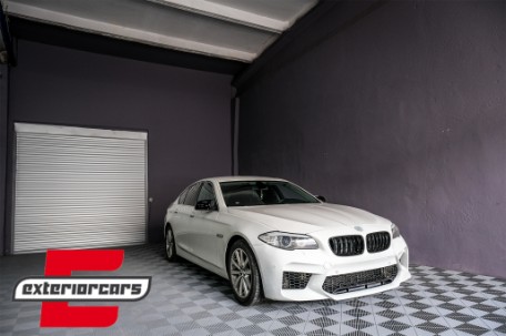 Poklopci retrovizora M-dizajn (piano crna) / BMW serije 5 F10 F11 F18 (07.2010-2013), MCBMF10MPNFB