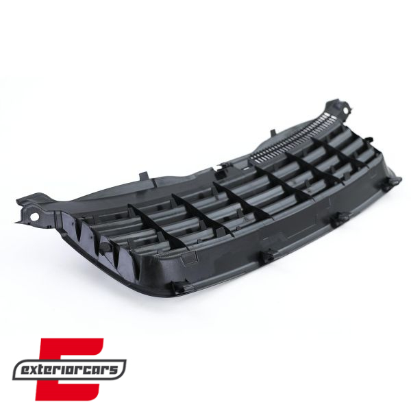 Prednja maska bez znaka (crna) / VW Passat 3BG (2000-2004), 3BG853653OE