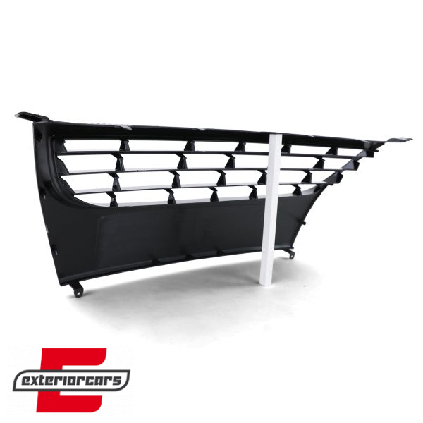 Prednja maska bez znaka (piano crna) / Volkswagen Touran Facelift (2007-2010), GRVW24