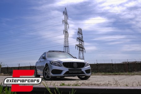 Prednja maska GT-R Panamericana dizajn 360° (piano crna) / Mercedes C-klasa W205 S205 A205 C205 (2014-2018), GCP-205030