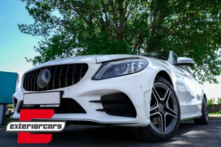 Prednja maska GT-R Panamericana dizajn 360° (piano crna) / Mercedes C-klasa W205 S205 A205 C205 (2014-2018), GCP-205030