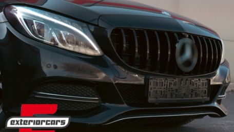 Prednja maska GT-R Panamericana dizajn 360° (piano crna) / Mercedes C-klasa W205 S205 A205 C205 (2014-2018), GCP-205030