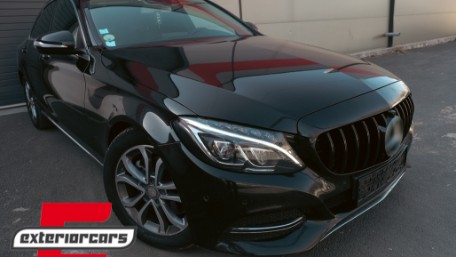 Prednja maska GT-R Panamericana dizajn 360° (piano crna) / Mercedes C-klasa W205 S205 A205 C205 (2014-2018), GCP-205030