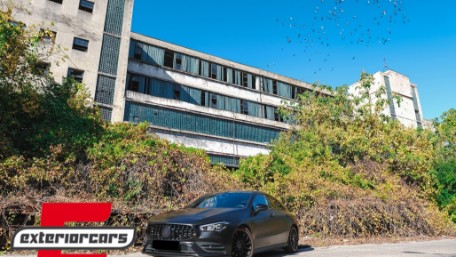 Prednja maska GT-R Panamericana dizajn 360° (piano crna) / Mercedes CLA X118 C118 (2019-2023), 40084