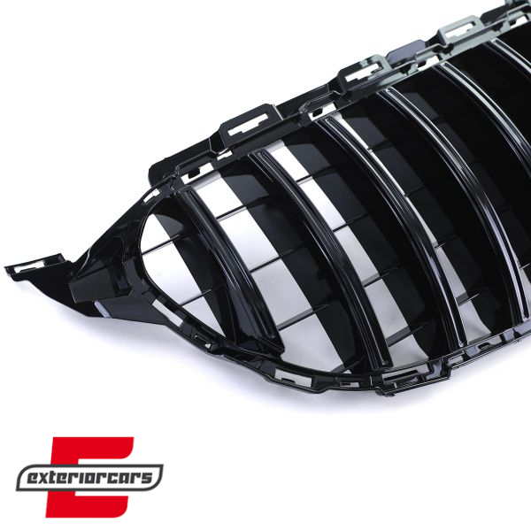 Prednja maska GT-R Panamericana dizajn (piano crna) / Mercedes C-klasa A205 C205 S205 W205 (2018-2021), 41106