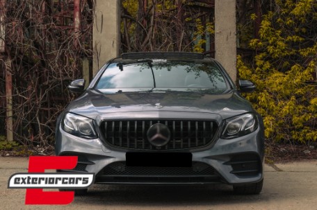 Prednja maska GT-R Panamericana dizajn (piano crna) / Mercedes E-klasa W213 S213 C238 A238 (2016-2019), 37351