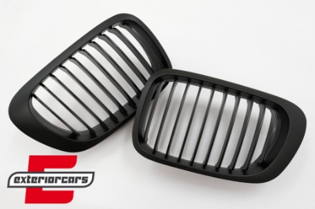 Prednja maska M-Performance dizajn (mat crna) / BMW serije 3 E46 coupe cabrio (1999-2003), GRBM06