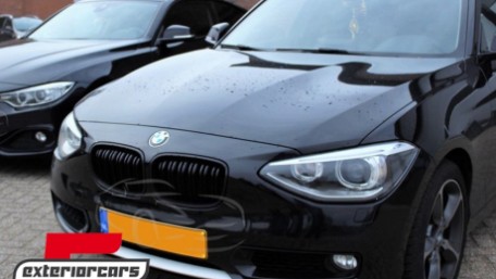 Prednja maska M1 look (piano crna) / BMW serije 1 F20 F21 (2011-2014), 5211058JOE