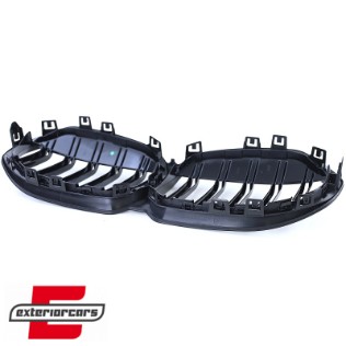 Prednja maska M1 look (piano crna) / BMW serije 1 F40 F41 (09.2019-2024), GCP-014001