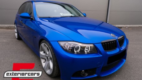Prednja maska M3 look (piano crna) / BMW serije 3 E90 E91 (2005-2008), 40393