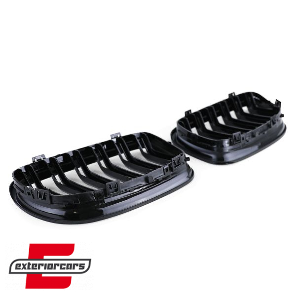 Prednja maska M3 look (piano crna) / BMW serije 3 E90 E91 LCI (2008-2011), 5211078JOE