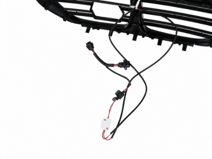 Prednja maska M4 dizajn + LED (piano crna) / BMW serije 4 G26 Gran Coupe (2021-2026), FGBMG26LD