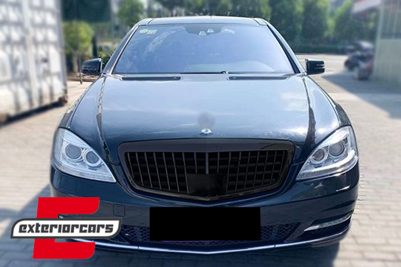 Prednja maska Maybach dizajn (piano crna) / Mercedes S-klasa W221 Facelift (2010-2013), FGMBW221MBHB