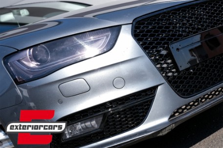 Prednja maska RS4 dizajn (piano crna) / Audi A4 S4 B8 Facelift (2012-2015), GRAU42