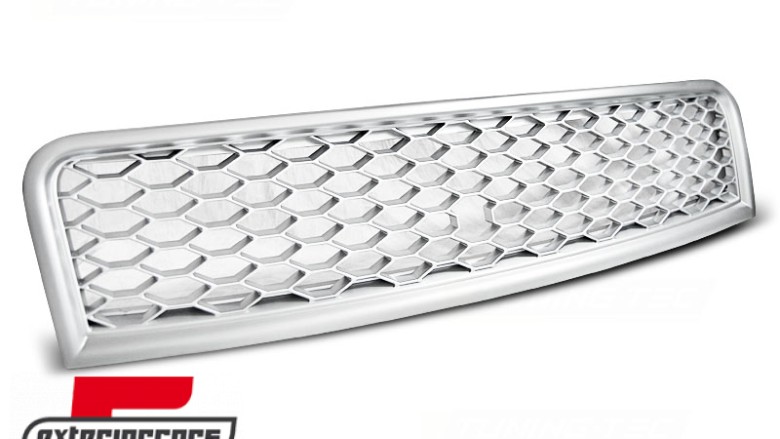Prednja maska RS4 dizajn (srebrna) / Audi A4 B6 (2001-2004), GRAU32