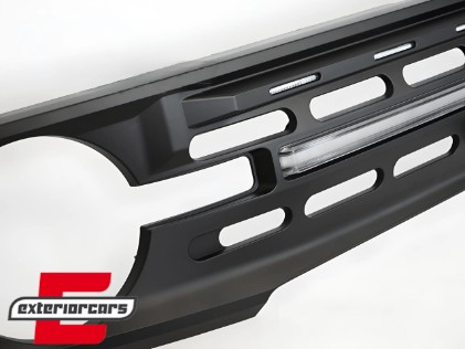 Prednja maska sa LED osvjetljenjem (mat crna) / Ford Bronco (2021-), GRFO01