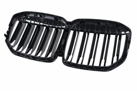Prednja maska XM dizajn (piano crna) / BMW X7 G07 (2018-06.2022), GCP-080701