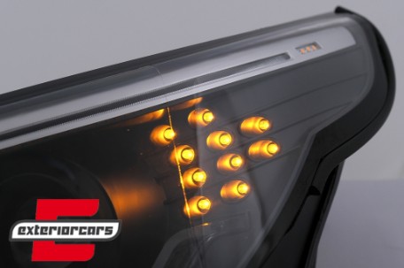 Prednja svjetla 3D Angel Eyes LED žmigavci (crna) / BMW serije 5 E60 E61 (2003-2007), LPBMK4