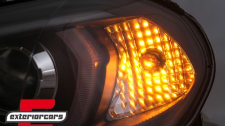 Prednja svjetla 3D Angel Eyes TubeLight DRL (crna) / BMW X5 E70 (2007-2013), LPBMG9