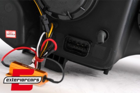 Prednja svjetla 3D Angel Eyes TubeLight DRL (crna) / BMW X5 E70 (2007-2013), LPBMG9