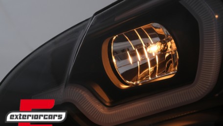 Prednja svjetla 3D Angel Eyes TubeLight DRL (crna) / BMW X5 E70 (2007-2013), LPBMG9