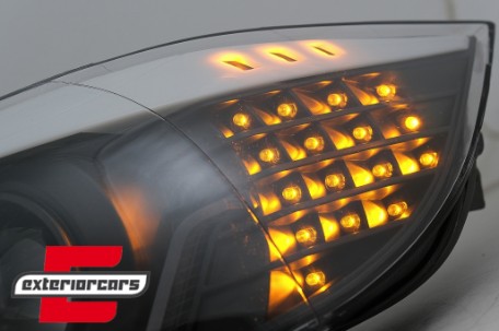 Prednja svjetla 3D LED Angel Eyes LED žmigavci (crna) / BMW serije 3 E90 limuzina E91 karavan (03.2005-08.2008), LPBMK8