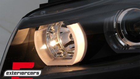 Prednja svjetla 3D LED Angel Eyes U-dizajn (crna) / BMW serije 3 E90 limuzina E91 karavan (03.2005-08.2008), LPBMI4