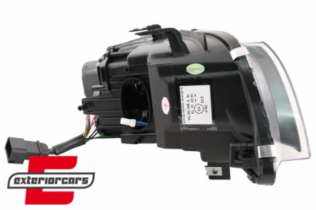 Prednja svjetla 3D LED Angel Eyes U-dizajn (crna) / BMW serije 3 E90 limuzina E91 karavan (03.2005-08.2008), LPBMI4