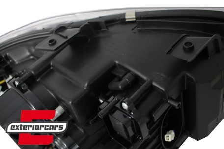 Prednja svjetla 3D LED Angel Eyes U-dizajn Xenon (chrome) / BMW serije 3 E90 limuzina E91 karavan (03.2005-08.2008), LPBMI5