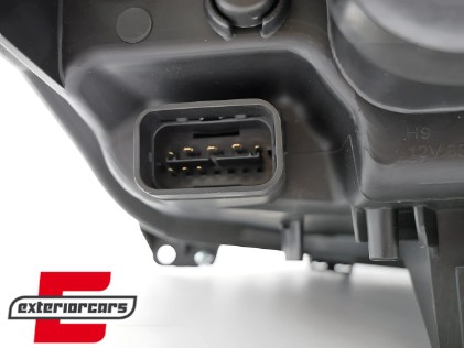 Prednja svjetla 3D LED Angel Eyes U-dizajn Xenon (chrome) / BMW serije 3 F30 F31 limuzina karavan (10.2011-05.2015), LPBML7