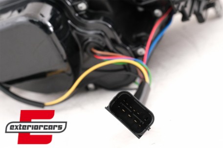 Prednja svjetla 3D LED Angel Eyes U-dizajn Xenon (crna) / BMW serije 3 E90 limuzina E91 karavan (03.2005-08.2008), LPBMI6