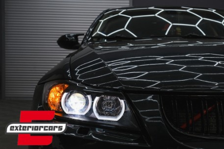 Prednja svjetla 3D LED Angel Eyes U-dizajn Xenon (crna) / BMW serije 3 E90 limuzina E91 karavan (03.2005-08.2008), LPBMI6
