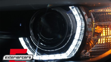 Prednja svjetla 3D LED Angel Eyes XENON (crna) / BMW X5 E70 (2007-2010), LPBMJ8