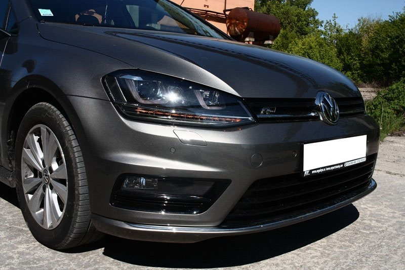 Prednja svjetla 3D LED DRL SEQ žmigavci R-line dizajn / VW Golf 7 VII (2012-2017), LPVX03