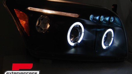 Prednja svjetla Angel Eyes (crna) / Dodge Caliber (2006-2012), LPDO20