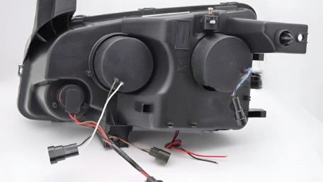 Prednja svjetla Angel Eyes (crna) / DODGE CHARGER LX (2006-2010), LPDO12