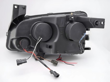 Prednja svjetla Angel Eyes (crna) / DODGE CHARGER LX (2006-2010), LPDO12