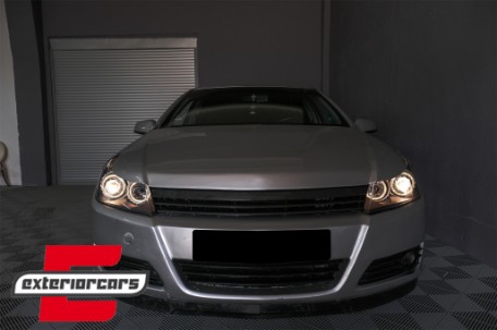 Prednja svjetla Angel Eyes (crna) / Opel Astra H (2004-2010), LPOP72